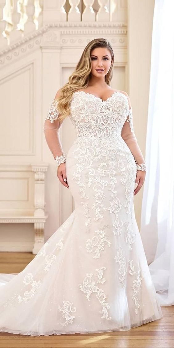 gown for chubby bride