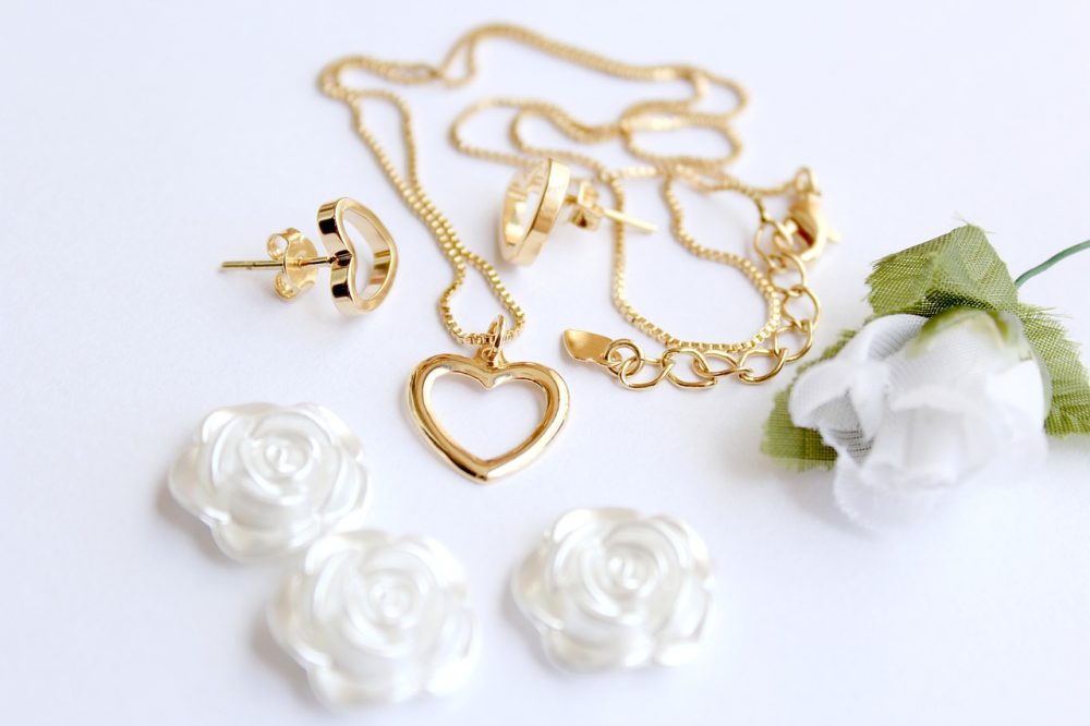 heart-shaped earrings and necklace