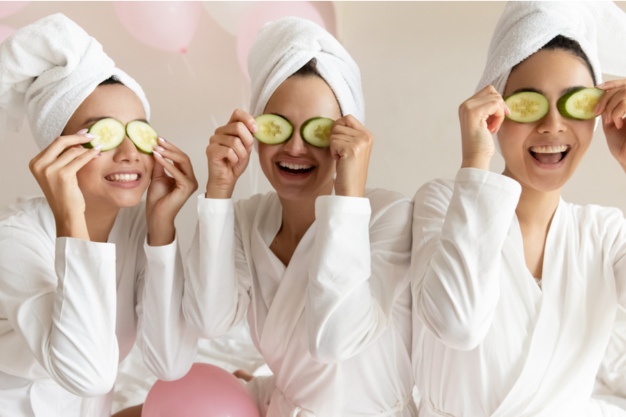 bride having a pampering party with friends