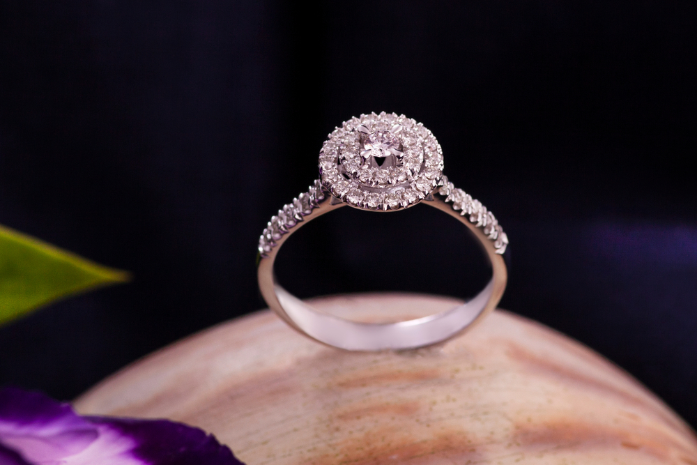 diamond Pavé Setting engagement ring on white big stone background